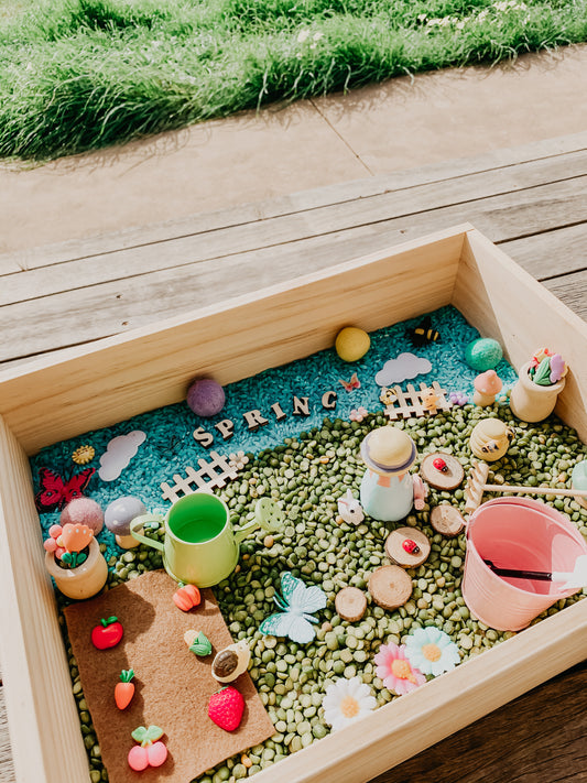 A little spring garden sensory kit