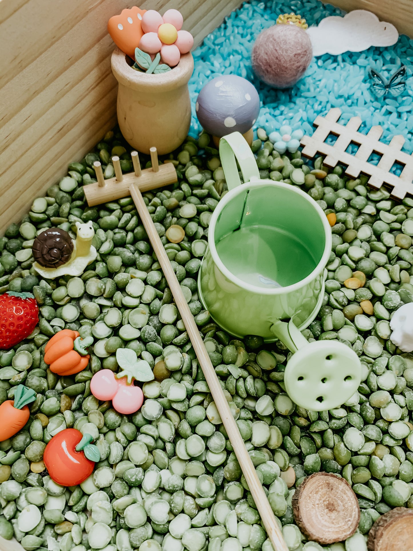 A little spring garden sensory kit